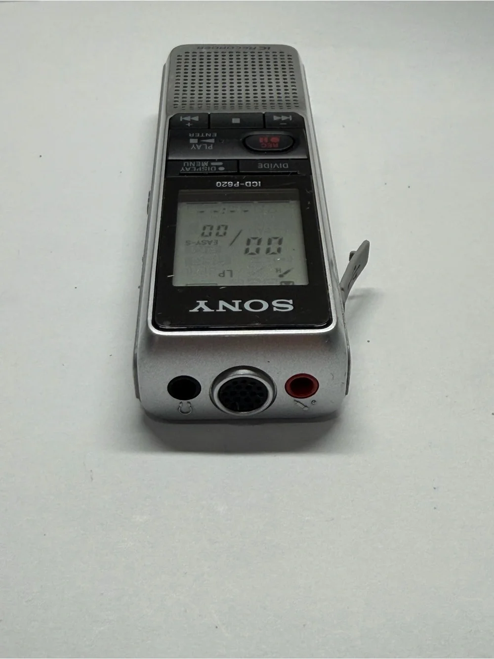 Sony ICD-P620 Digital Voice Recorder Dictaphone Handheld 512MB